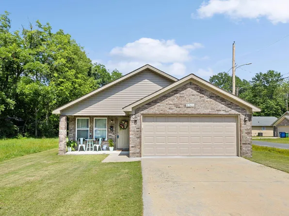 2300 Schaer St, North Little Rock, AR 72114