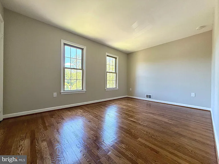 9106 Jones Mill Rd — Photo 15