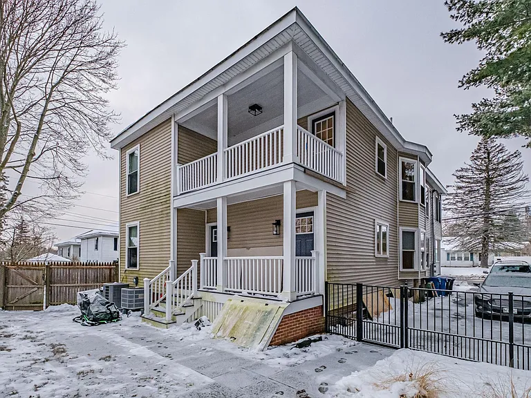 813 Brighton Ave #1 — Photo 37