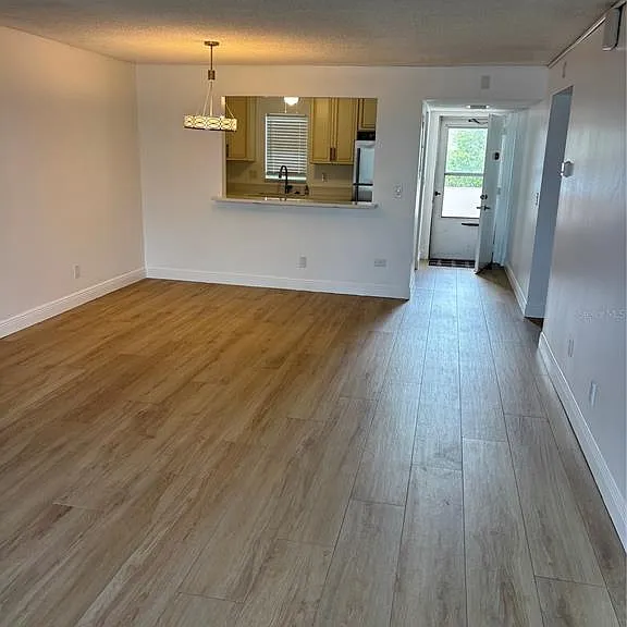 7405 Bay Island Dr S #220 — Photo 10