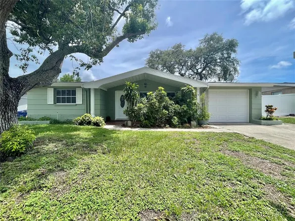 5108 Perennial Dr, Holiday, FL 34690
