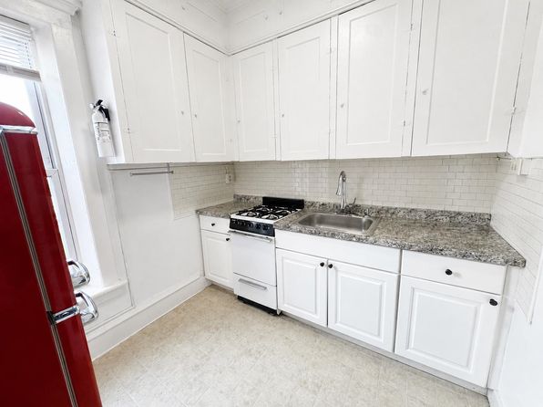 7 Court St #4