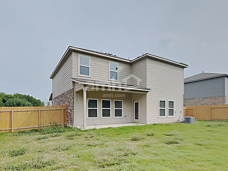 1138 Treeta Trl — Photo 16