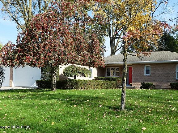 2nd image of 1010 Eddie Dr