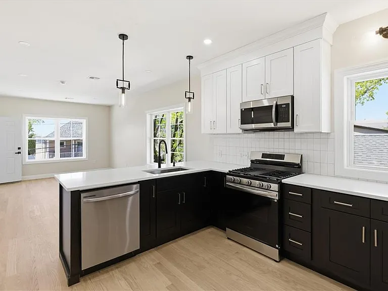 35 Mount Pleasant Ave #1 — Photo 5