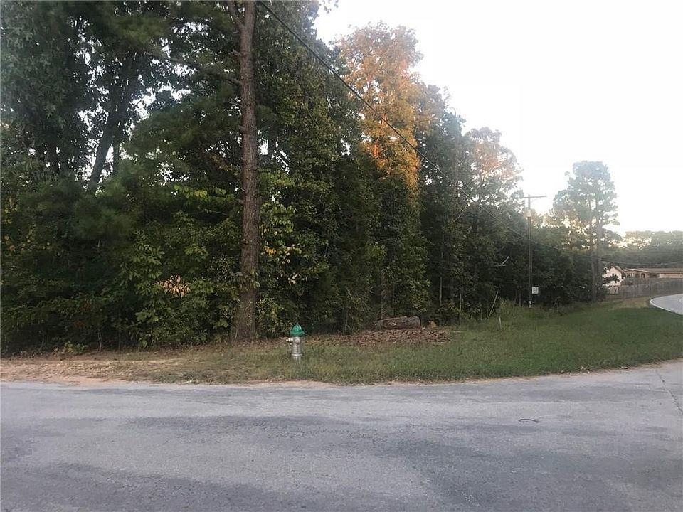1st image of Brentwood Dr