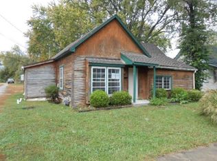 618 S Whitmer St, Richmond, MO 64085