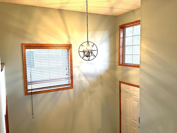 4th image of 22202 Zion Pkwy NW #1