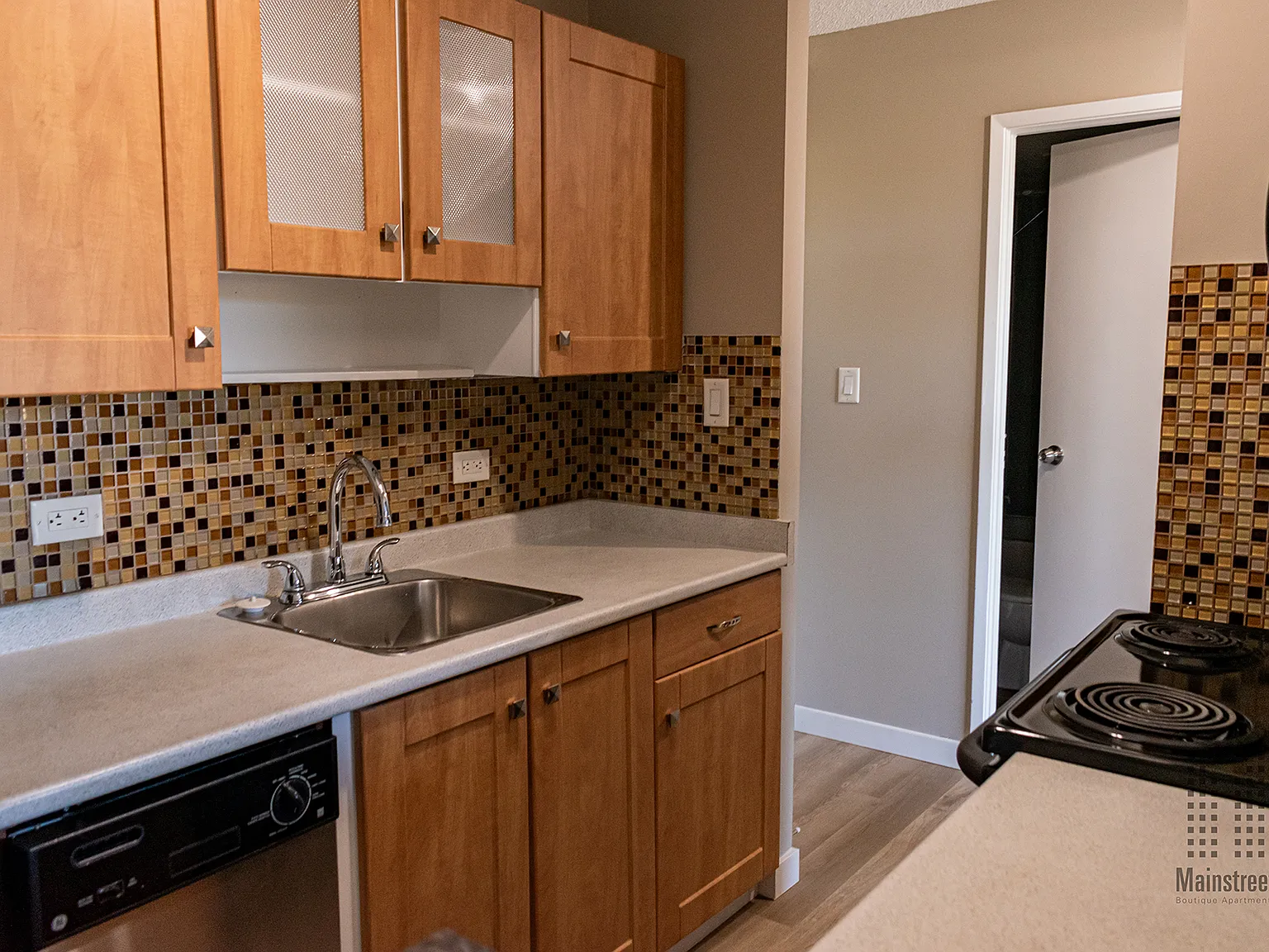 The Skyline in Bankview Apartments — Photo 3