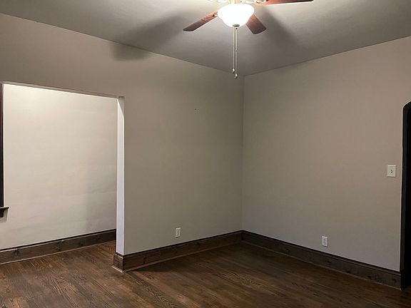 5th image of 5209 Globe Ave