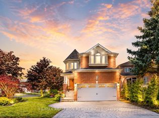 2 Rocksprings Ave, Richmond Hill, ON L4S1R1