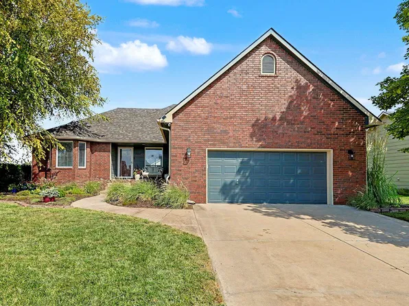 3412 N Ridge Port St, Wichita, KS 67205