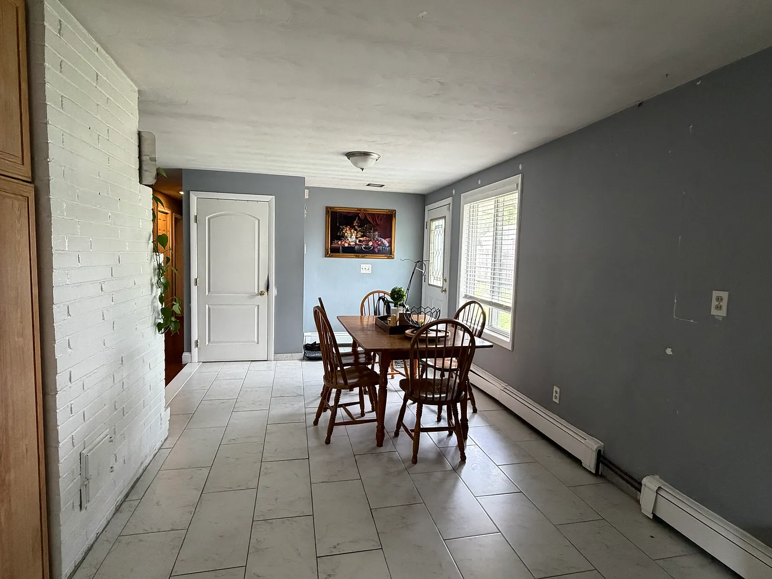 3 bed, 1.5 bath, 1386 sqft, $3,600 — Photo 3