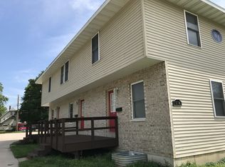 516 W Pierce St APT A, Macomb, IL 61455