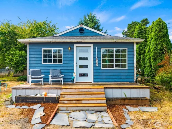 1623 S Broadway Street, Westport, WA 98595