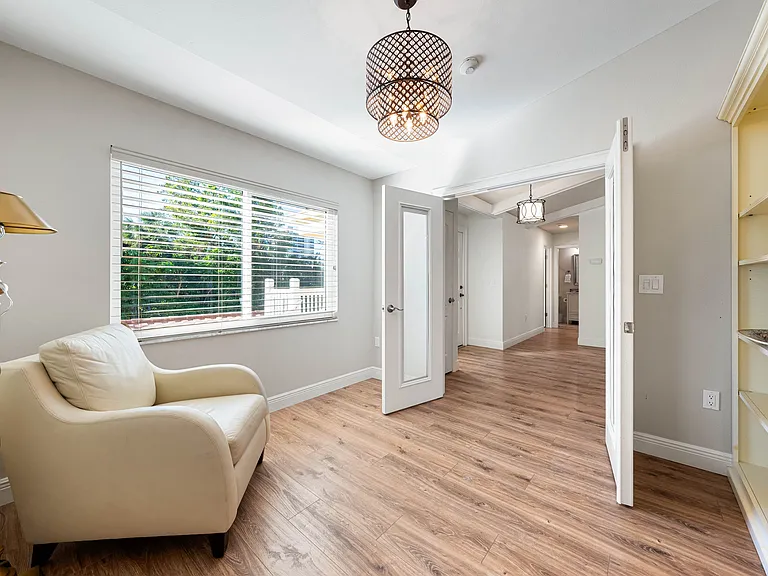 858 Hudson Ave #1 — Photo 20