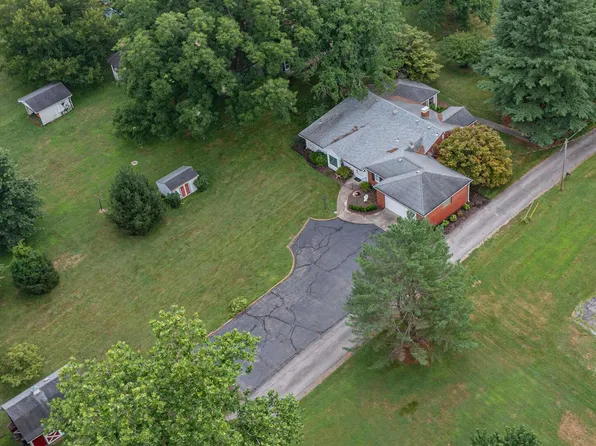 14652 N State Highway 37, Mount Vernon, IL 62864