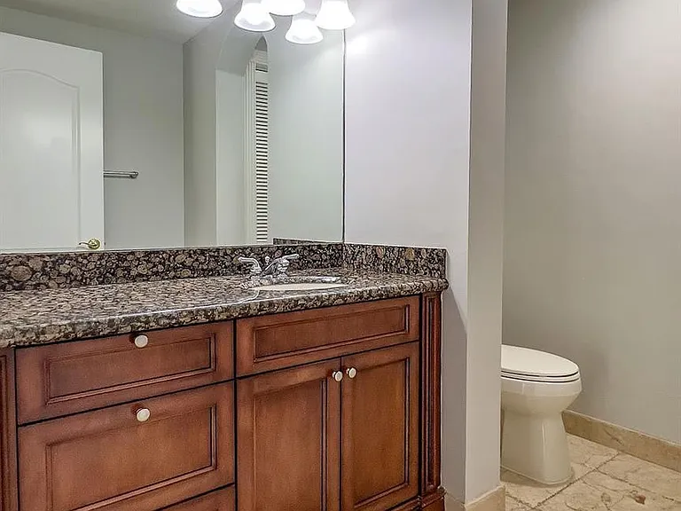 4241 Ocean Blvd #101 — Photo 36
