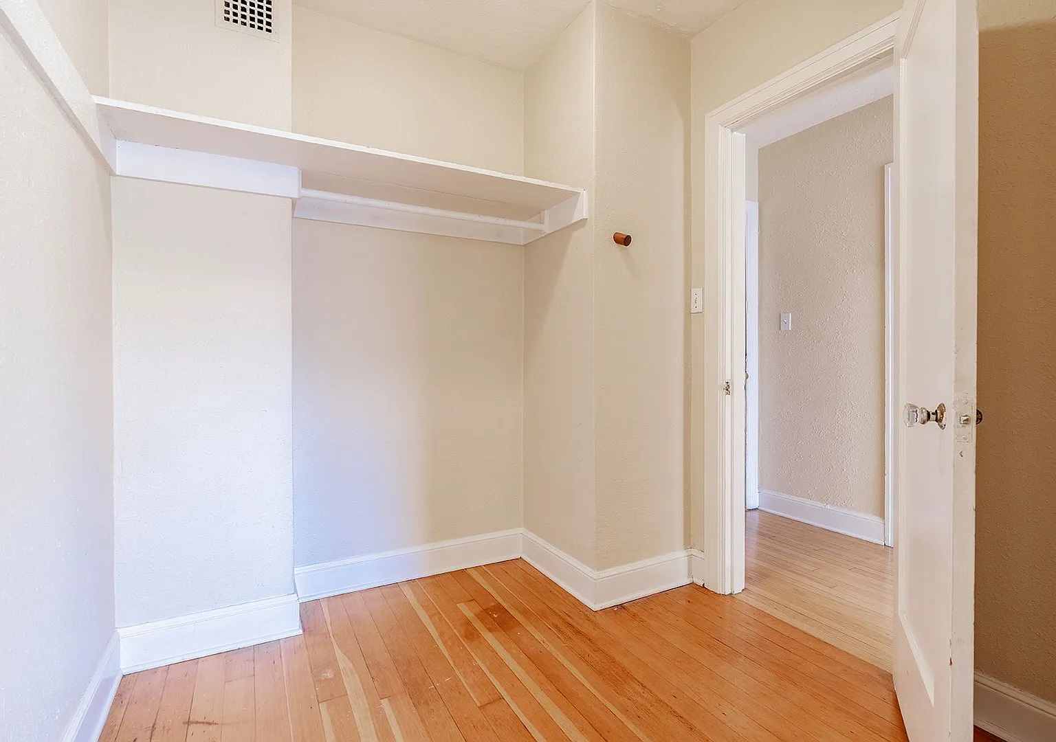 Roosevelt Apartments — Photo 4