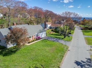 44 Broad Cove Rd, Cape Elizabeth, ME 04107
