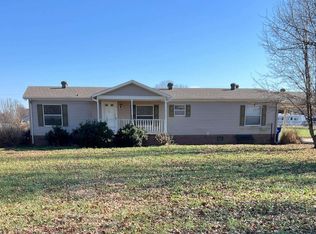 2692 Ralston Rd, Martin, TN 38237