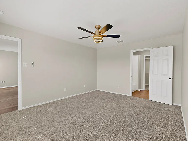 2614 Brighton Park — Photo 16
