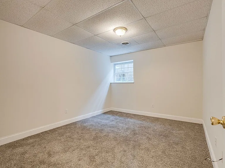749 Nickelsville Hwy — Photo 11