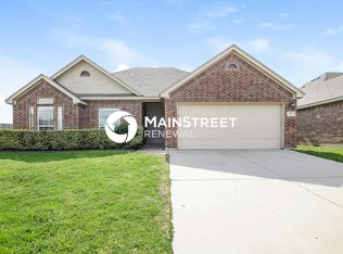 117 Currie Ct, Crowley, TX 76036
