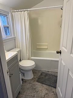 5th image of 1122 Cloverfield Dr