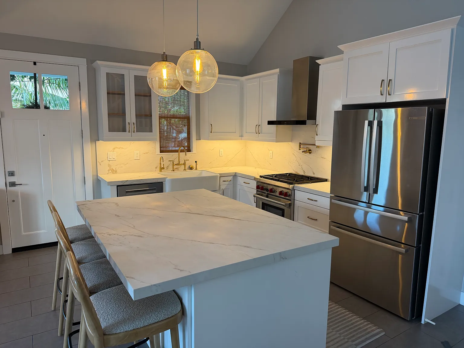 3 bed, 1850 sqft, $6,250 — Photo 1