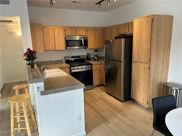 251 S Green Valley Pkwy #3322 — Photo 5