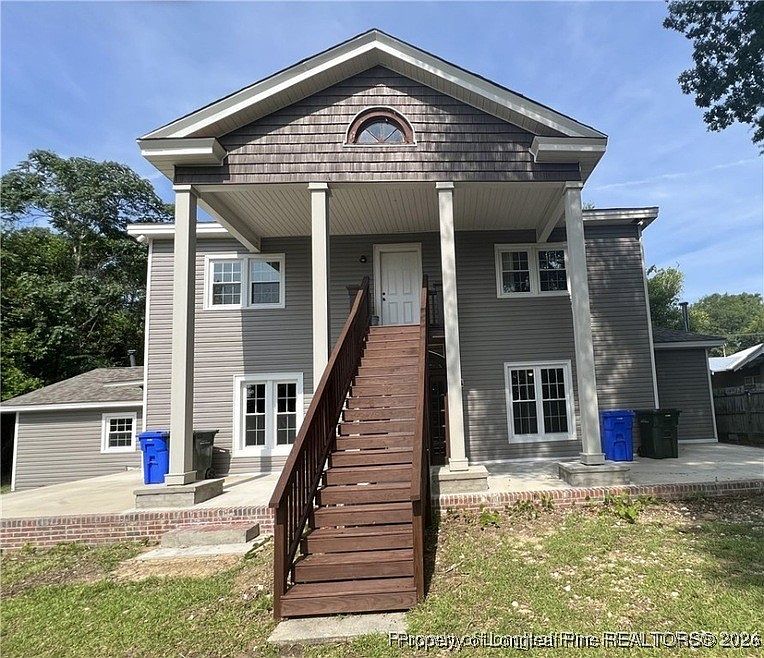 1st image of 807 Branson St