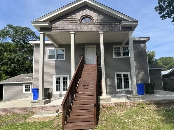 807 Branson St, Fayetteville, NC 28305