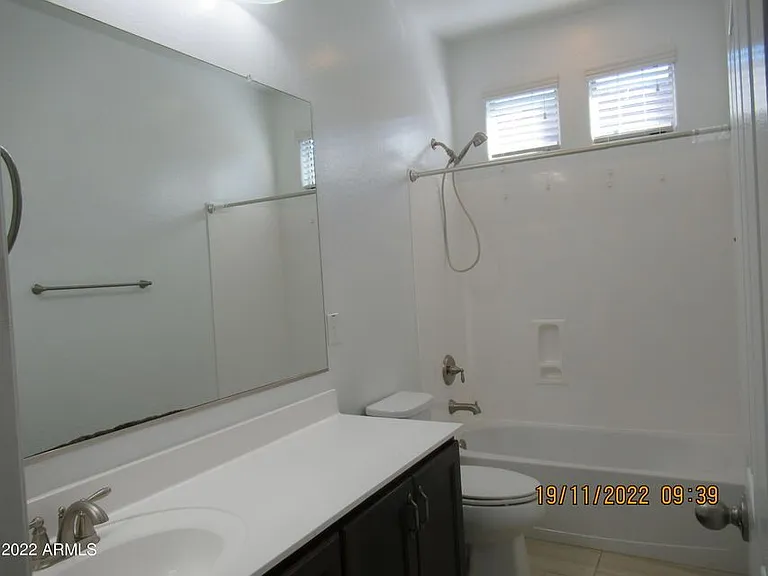 8530 W Flynn Ln — Photo 30