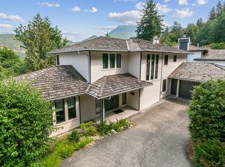 5479 Keith Rd #D202, West Vancouver, BC V7W3E1
