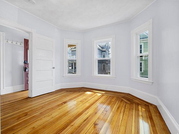 4th image of 57-61 Hawthorne St #1R
