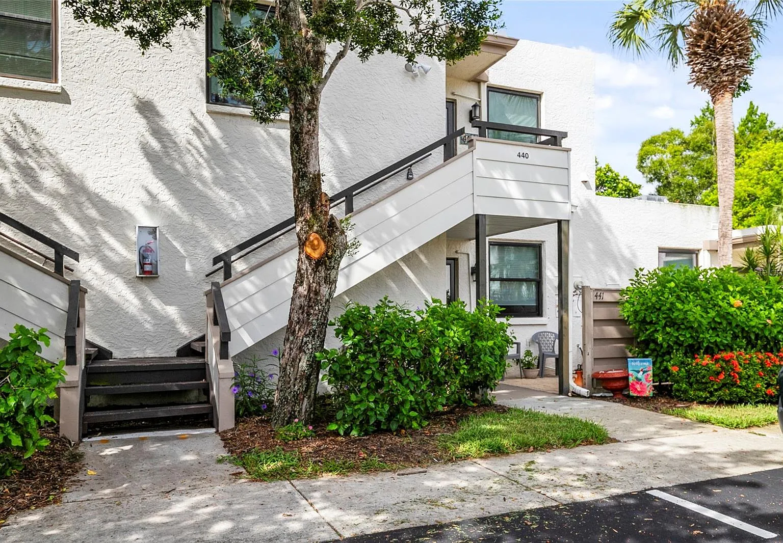 2 bed, 2.0 bath, 1108 sqft, $2,100 — Photo 1