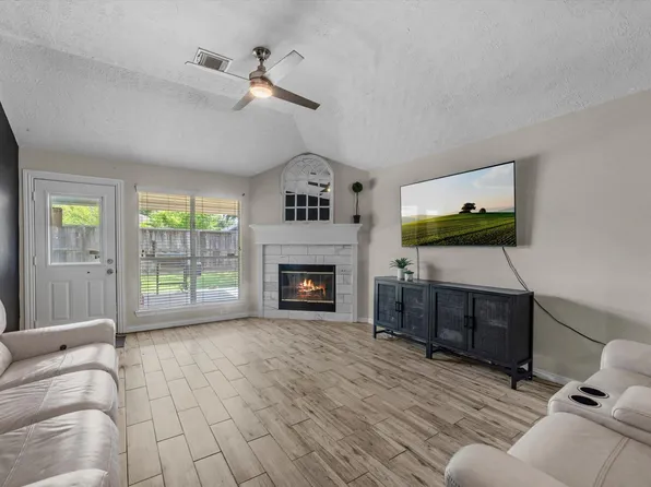 21102 Stoney Haven Dr, Katy, TX 77449