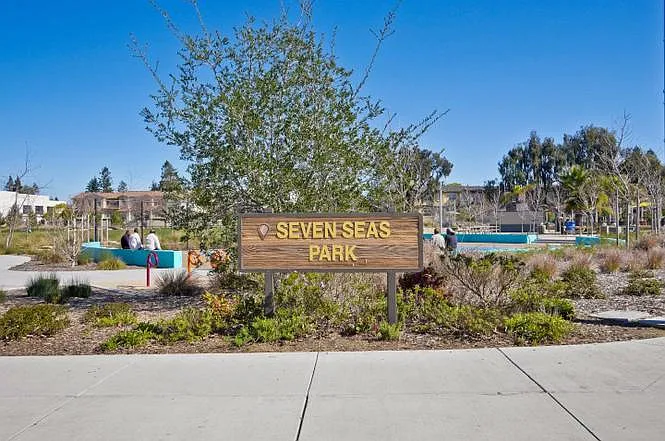 521 Porpoise Bay Ter #A — Photo 77