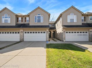 41567 Glade Rd #20, Canton, MI 48187