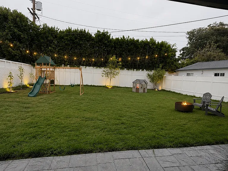 4838 Katherine Ave — Photo 2