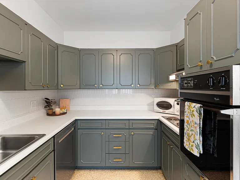 5718 Pratt St — Photo 16