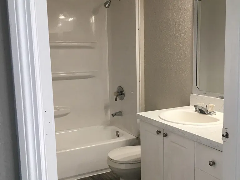 2211 Grand Isle — Photo 45