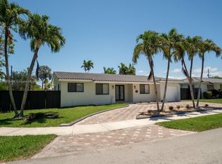 9200 SW 62nd St, Miami, FL 33173