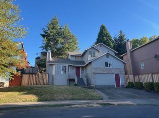 16958 NW Cove Ct, Portland, OR 97229