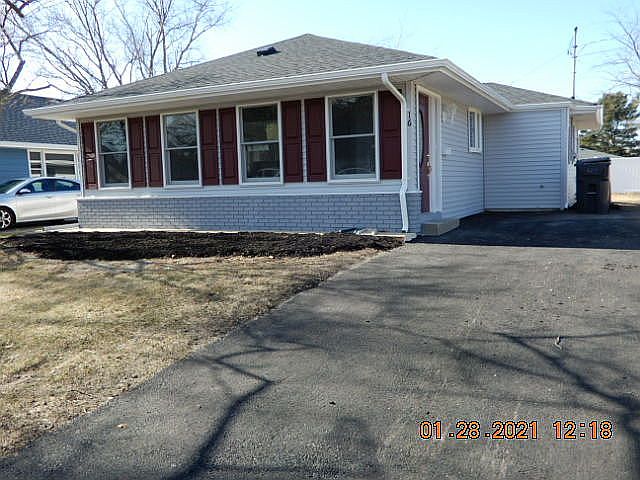 1st image of 16 Berkshire Ct