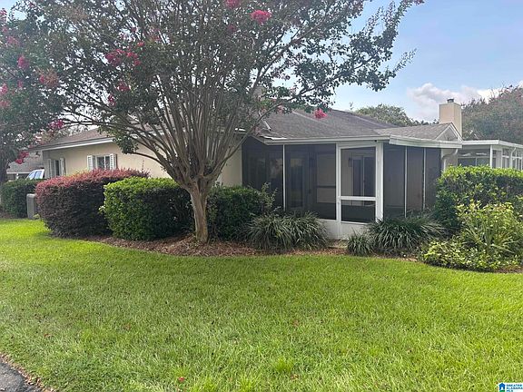 2nd image of 9495 Villas Dr