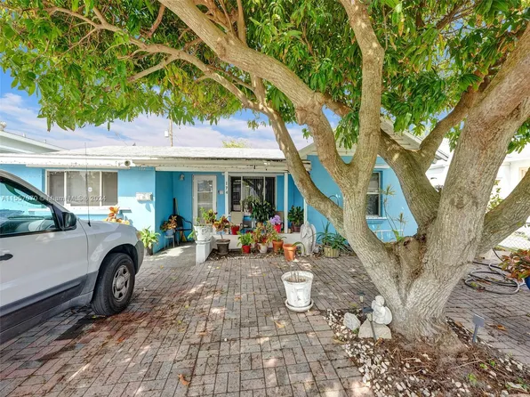 174 E 23rd St, Riviera Beach, FL 33404