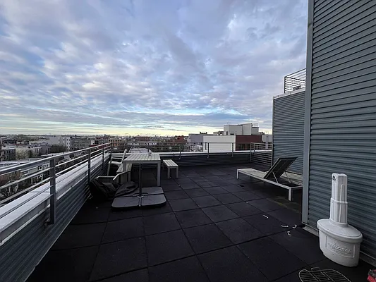 Rented by Compass | media 11