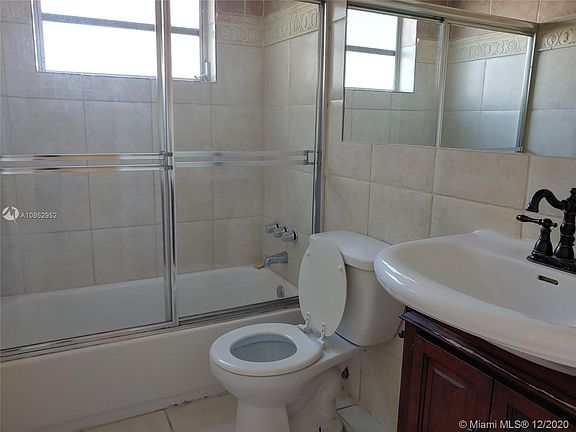 5th image of 1145 NW 69th Ave #0